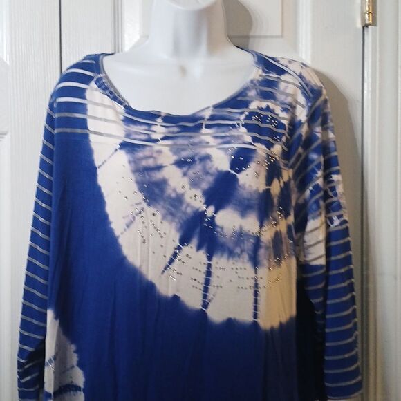 Thomas & Olivia royal blue and white tie dye tunic with rhinestones Sz 2X - Picture 3 of 7